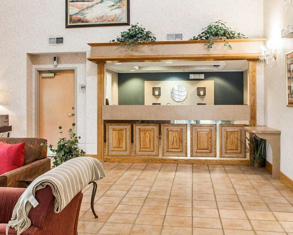 Econo Lodge Newport Eksteriør billede