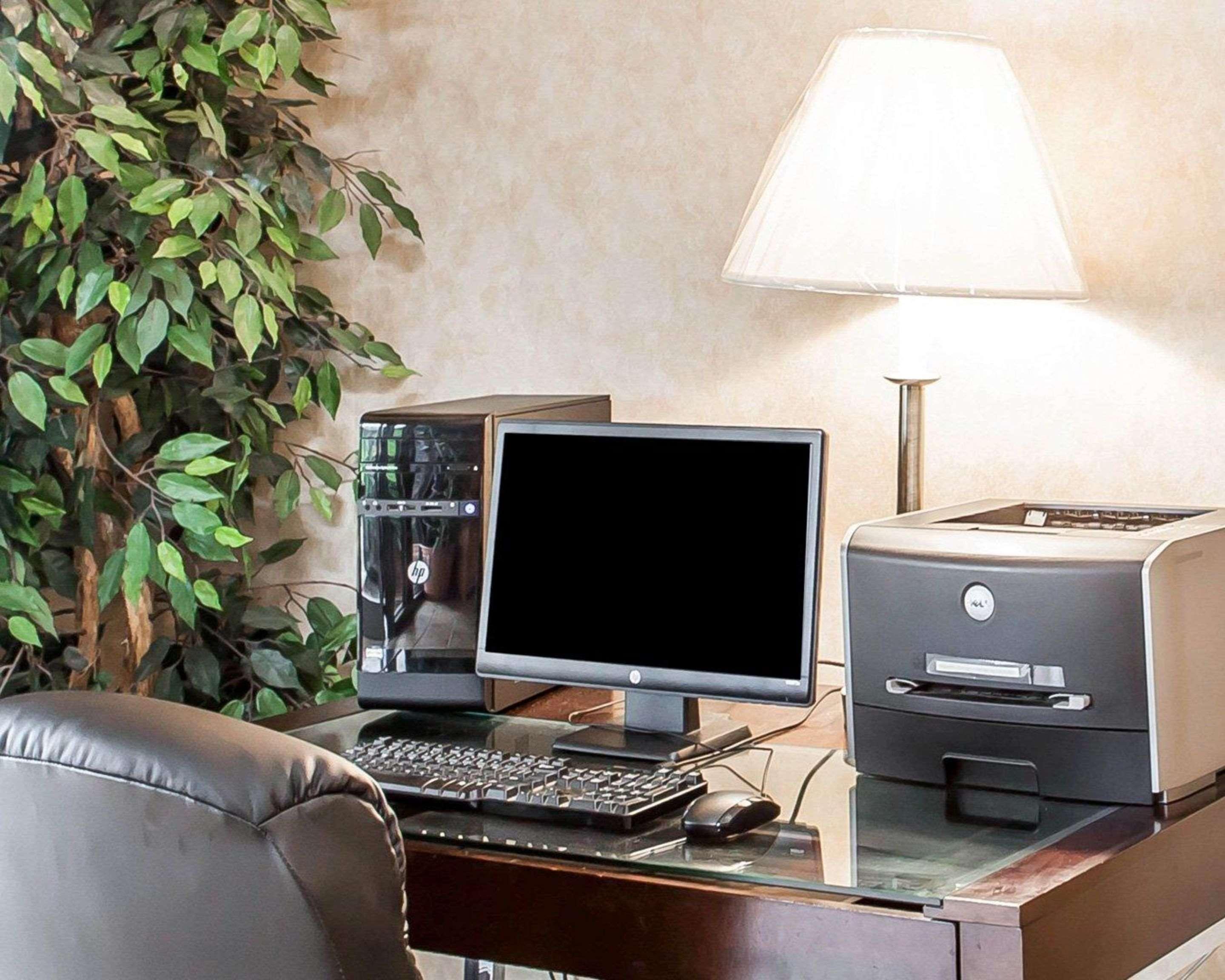 Econo Lodge Newport Eksteriør billede