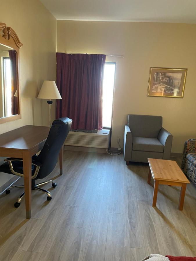 Econo Lodge Newport Eksteriør billede
