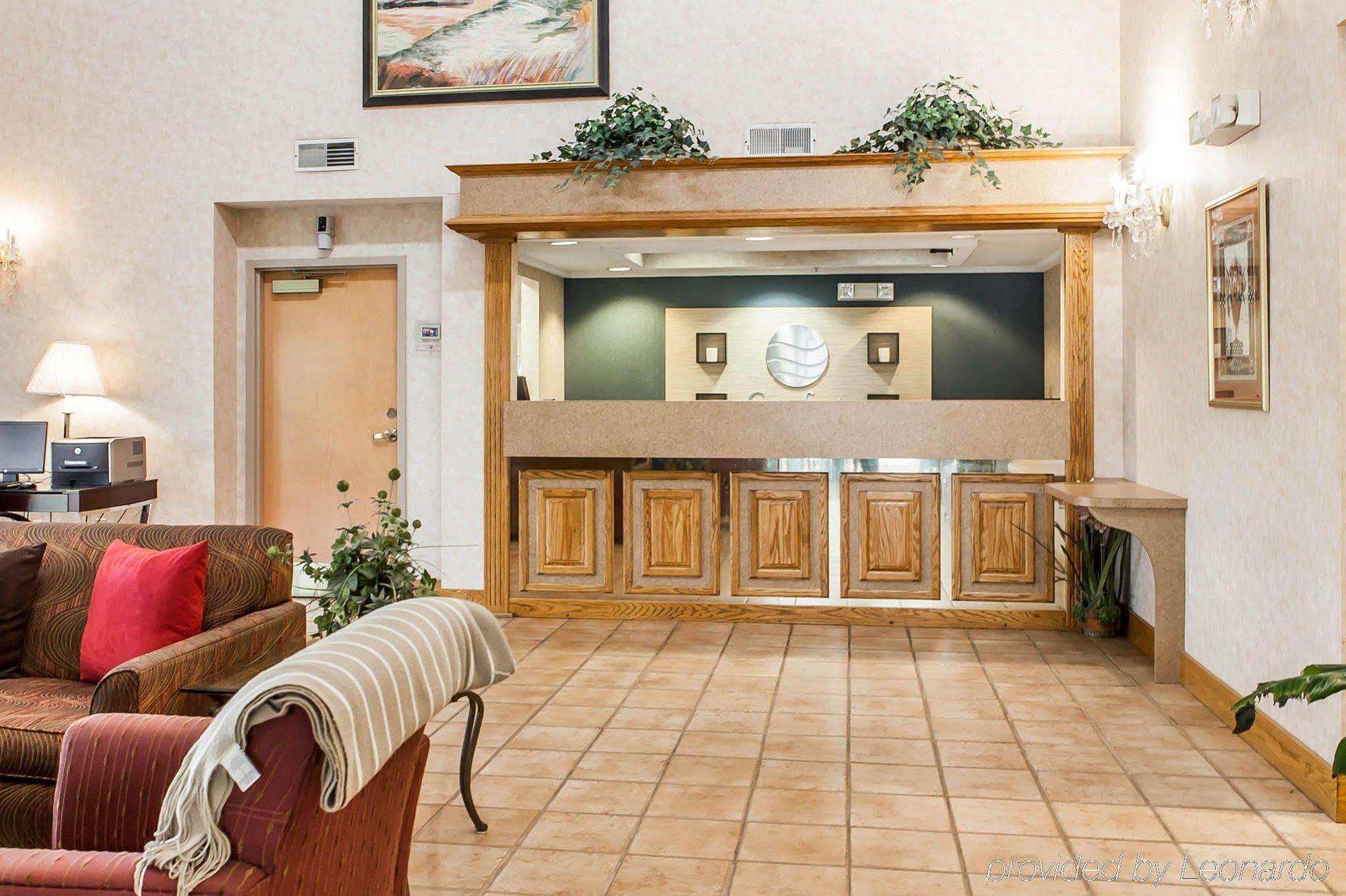 Econo Lodge Newport Eksteriør billede
