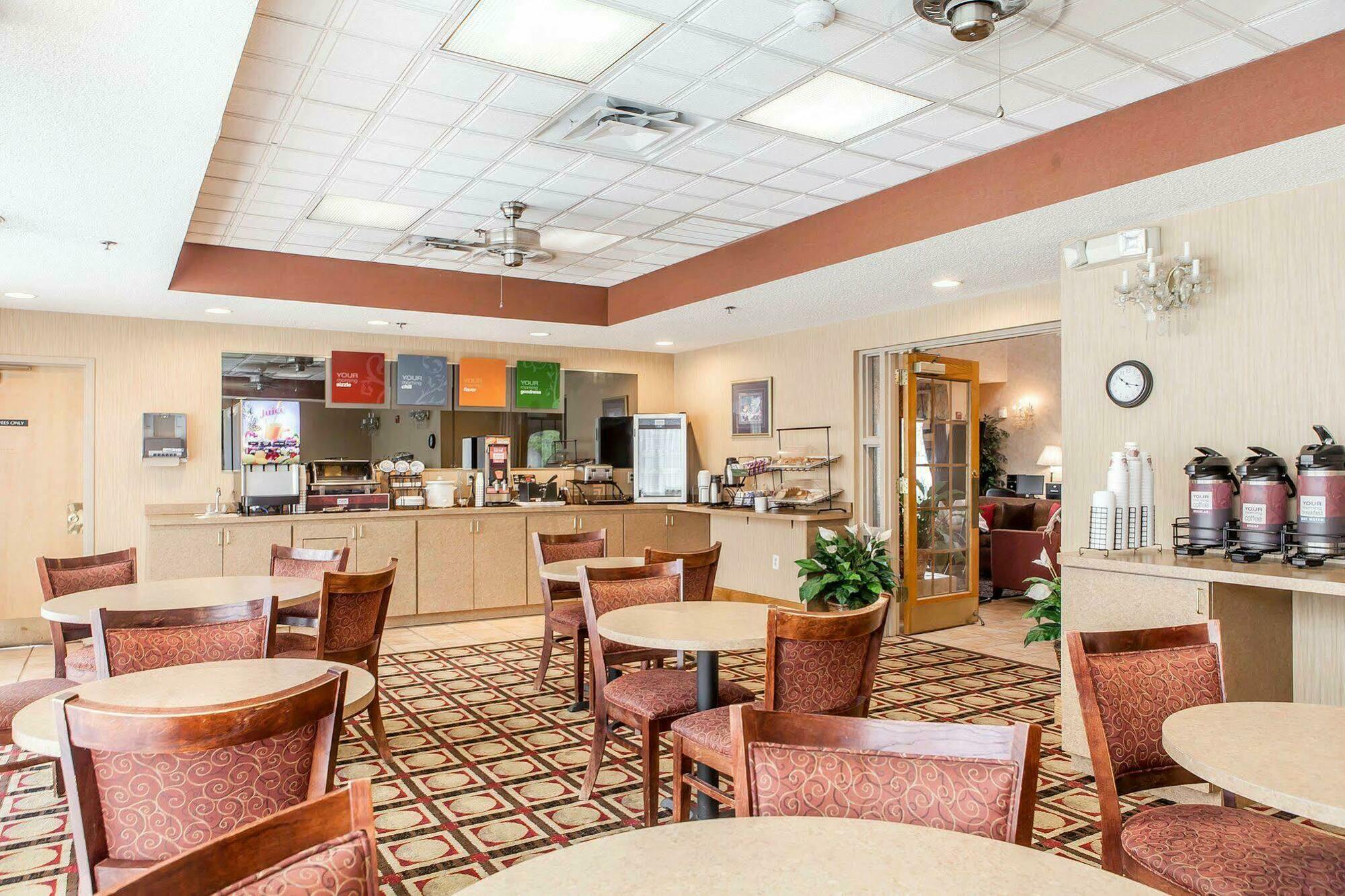 Econo Lodge Newport Eksteriør billede